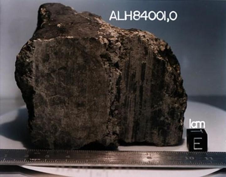 Meral Erden: 4 Milyar Yıllık Mars Meteorunun Sırrı Çözüldü: Kızıl Gezegendeki Ilkel Yaşama Dair Bir Iz Taşımıyor 5