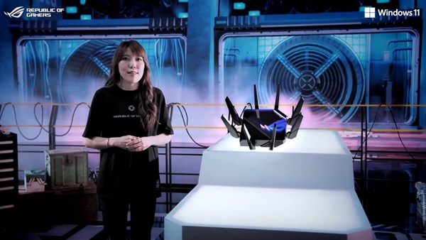 Şinasi Kaya: Asus dünyanın ilk 4 bant Wi-Fi 6E oyuncu yönlendiricisini duyurdu 3