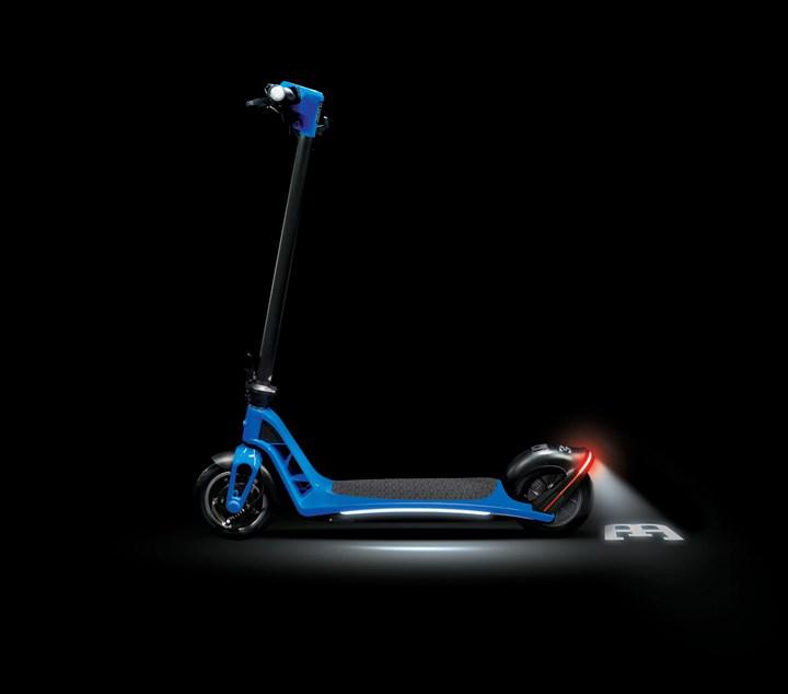 Şinasi Kaya: Bugatti birinci elektrikli aracını tanıttı: Araba değil scooter 29