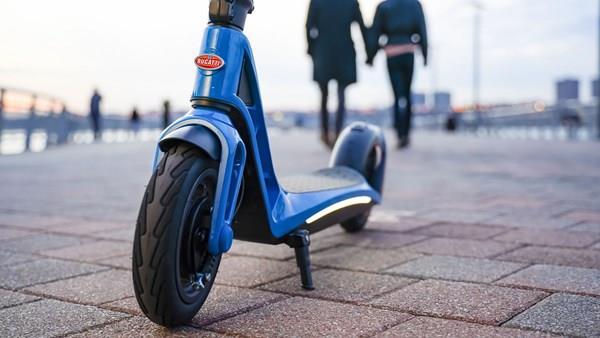 Ulaş Utku Bozdoğan: Bugatti birinci elektrikli aracını tanıttı: Araba değil scooter 7