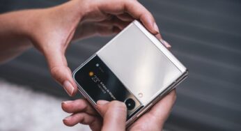 CoverScreenOS, Galaxy Z Flip 3’ün kapak ekranının işlevlerini arttırıyor