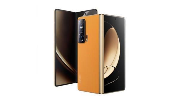 Meral Erden: Honor Magic V tanıtıldı: Snapdragon 8 Gen 1 işlemcili ilk katlanabilir telefon 15