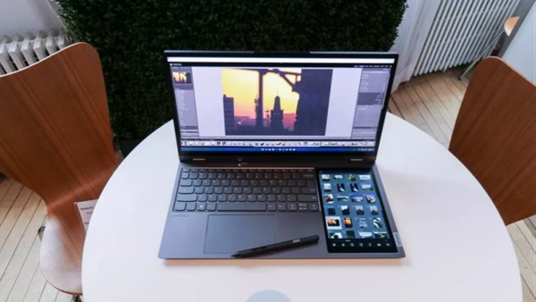 Şinasi Kaya: Lenovo ThinkBook Plus ikinci ekranı ile geliyor 3