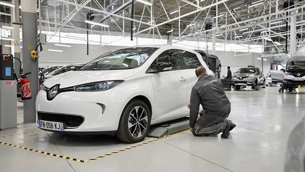 Ulaş Utku Bozdoğan: Renault'nun 'fabrika çıkışlı 2. el otomobil' modeli Türkiye'ye de gelebilir 5