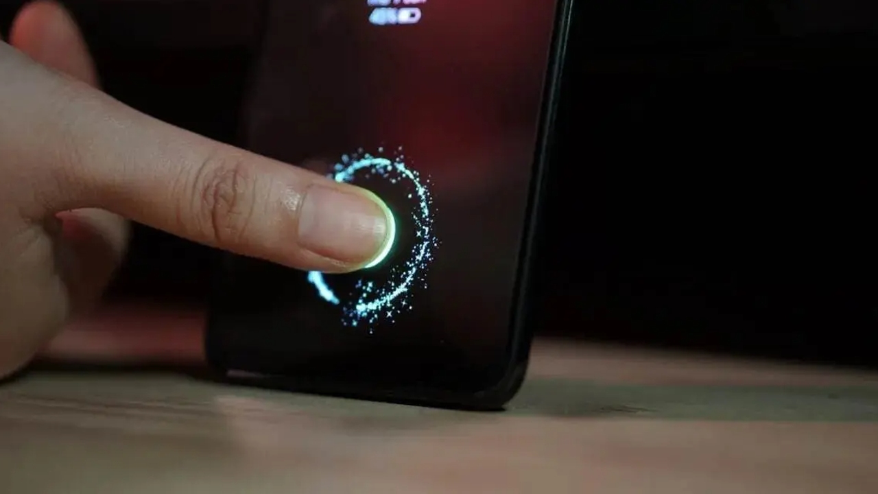 Meral Erden: Xiaomi, Tüm Ekranı Parmak İzi Okuyucu Geliştiriyor 1