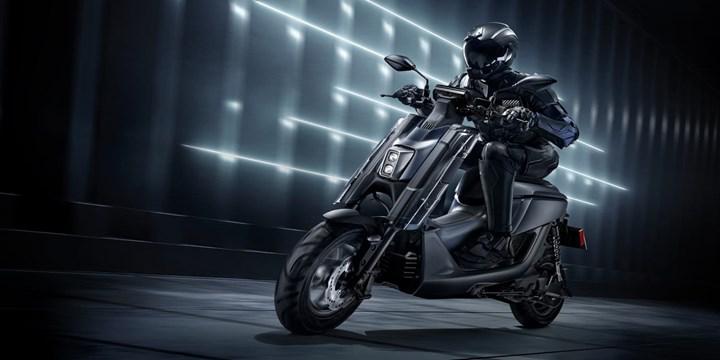 İnanç Can Çekmez: Yamaha, yeni elektrikli scooter'ı EMF'yi tanıttı 3