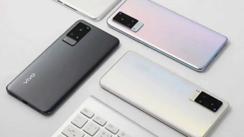 Ulaş Utku Bozdoğan: Yeni Vivo X80 Serisinin Özellikleri Ortaya Çıktı 2 Ulaş Utku Bozdoğan: Yeni Vivo X80 Serisinin Özellikleri Ortaya Çıktı 1