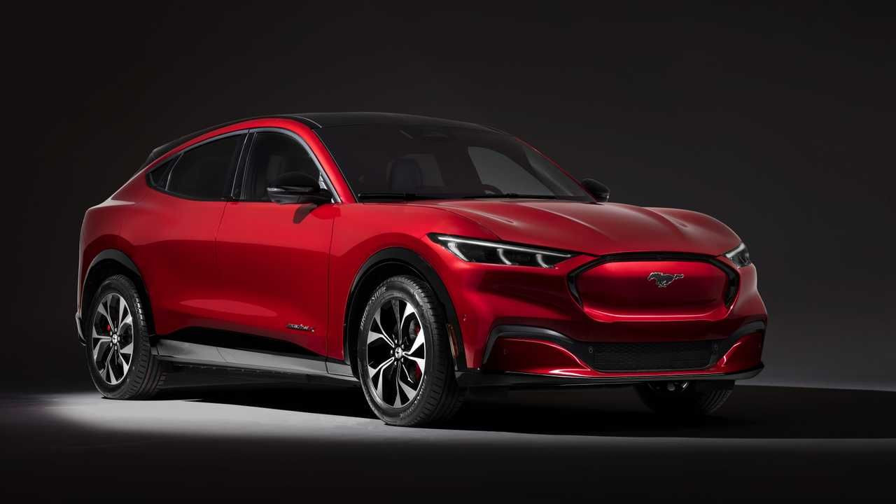İnanç Can Çekmez: Ford Mustang Mach-E, 2022'nin En Güzel Elektriklisi seçildi! 1