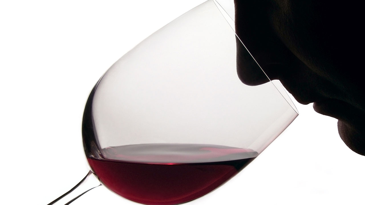 Meral Erden: Kırmızı Şarap Tüketiminin COVID-19'dan Koruduğu Açıklandı 9