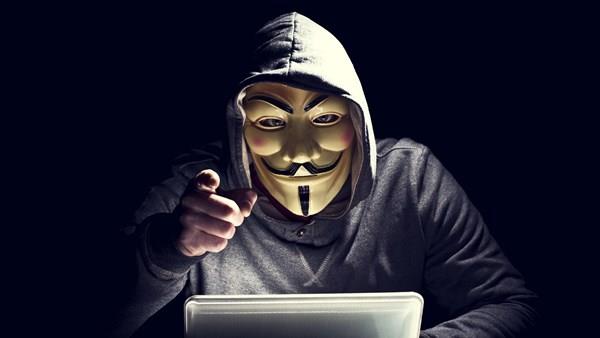 Meral Erden: Ünlü hacker kümesi Anonymous'tan Rusya'ya siber savaş ilanı 5