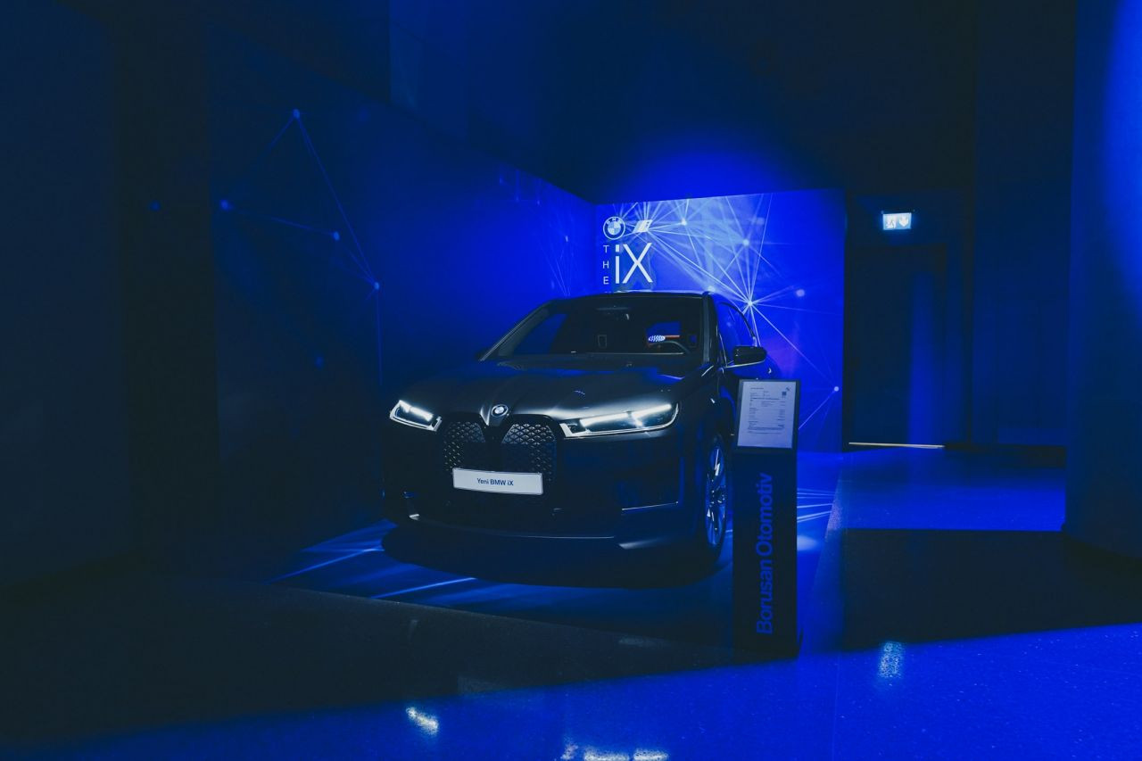 Şinasi Kaya: Yeni BMW i4 Türkiye’de gösterildi! 2
