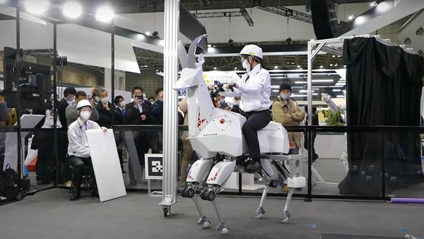 Ulaş Utku Bozdoğan: Kawasaki, sürülebilir bir robot keçi geliştirdi: Bex 5
