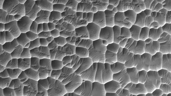 Meral Erden: NASA, HiRISE'ın çektiği Mars kumullarını paylaştı 3