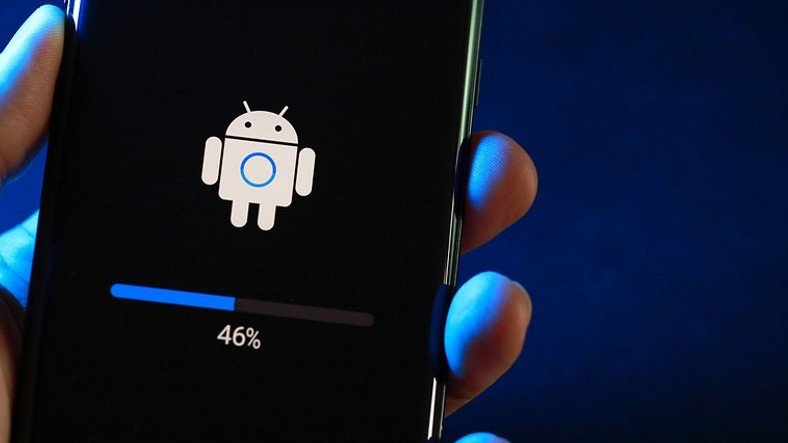 Meral Erden: Android 13 ile Brilikte Güncellemeler Daha Süratli Yüklenecek 3