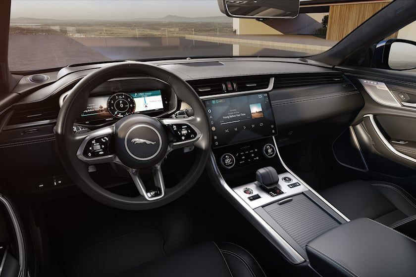 Ulaş Utku Bozdoğan: Bol Tarz Ve Teknoloji Sizi Her Yerde Vurgulayacak: Jaguar Xf 300 Sport Geliyor! 7