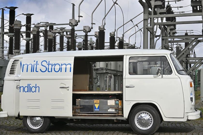 Meral Erden: Volkswagen'In Yıllar Evvel Elektrikli Minibüs Ürettiğini Biliyor Muydunuz? 3