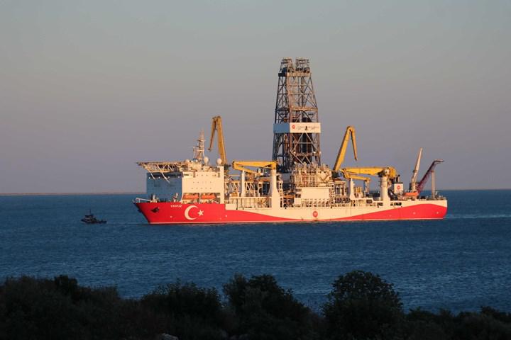 Şinasi Kaya: Yavuz sondaj gemisi Karadeniz'de değerli bir vazifeye başlıyor 1
