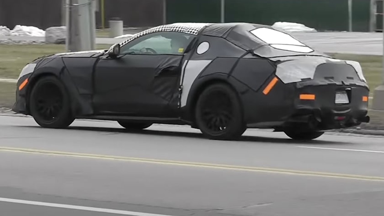 İnanç Can Çekmez: Yeni Ford Mustang'in Tasarımı Ortaya Çıktı! 2 İnanç Can Çekmez: Yeni Ford Mustang'in Tasarımı Ortaya Çıktı! 1