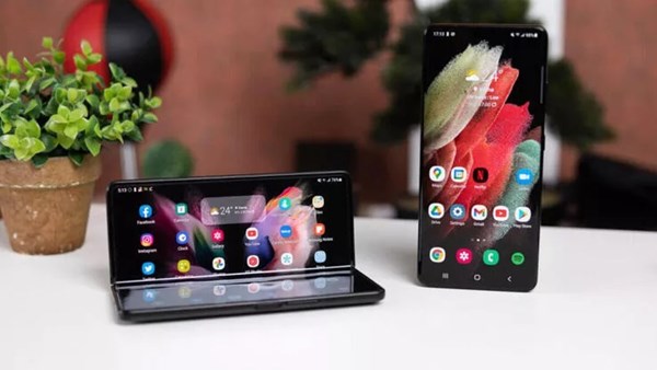 Ulaş Utku Bozdoğan: Galaxy Z Flip ve Fold 4'ün üretimi yakında başlıyor 3