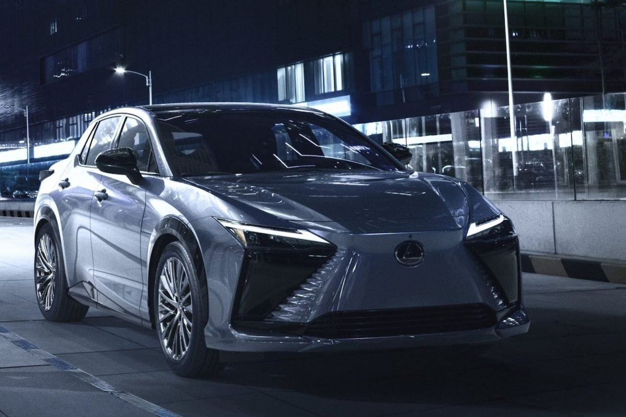 Meral Erden: Lexus'un yeni elektrikli modeli uzay araçlarına benzeyen bir özellik ile geliyor! 17
