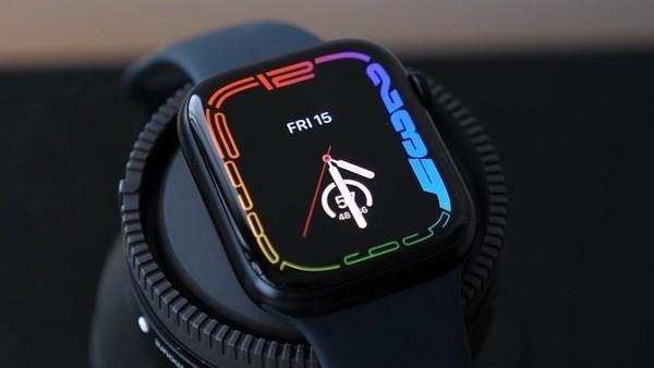 Ulaş Utku Bozdoğan: Apple Watch Series 8 daha gelişmiş pil tasarrufu özelliğiyle gelecek 3