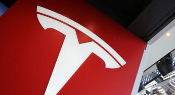 Eski Çalışanları Tesla’yı Dava Etti