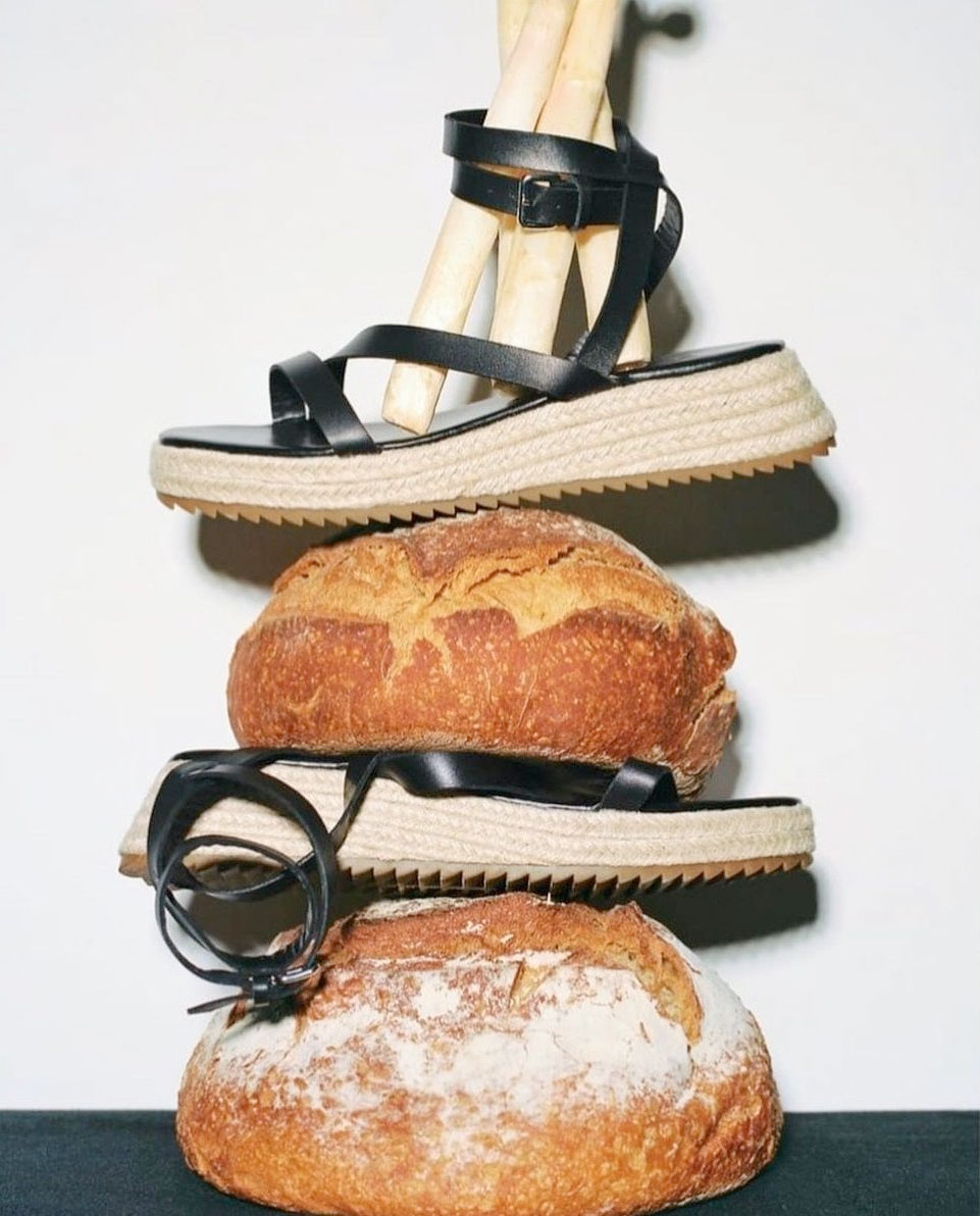 Şinasi Kaya: ZARA'nın 'Ekmekli Ayakkabı' Reklamı Linç Edildi 1