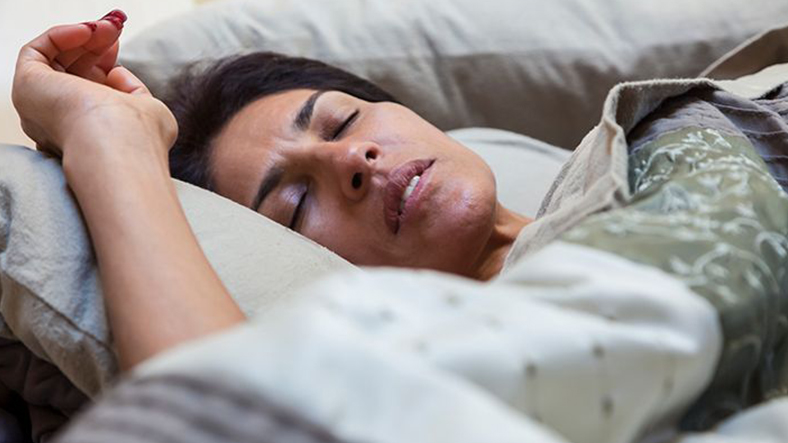 İnanç Can Çekmez: Bayanlar Mı Yoksa Erkekler Mi Daha Fazla Uyur? 3