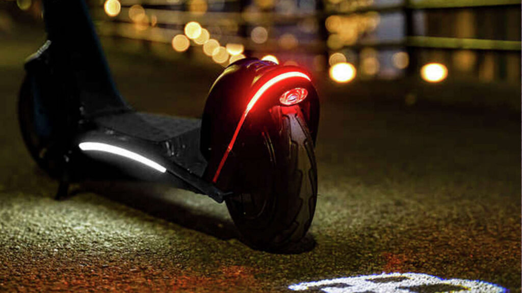 İnanç Can Çekmez: Bugatti’nin yeni elektrikli scooter modeli neredeyse bir otomobil parası! 1