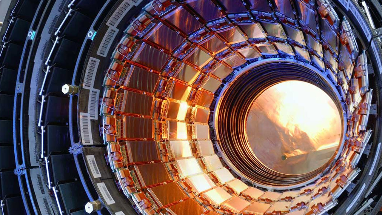 Meral Erden: Büyük Hadron Çarpıştırıcısı Büyük Bir Keşfe İmza Attı! 1