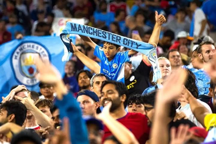 Meral Erden: Manchester City Akıllı Atkı Çıkardı: Taraftarların Hislerini Gözlemleyecek 1