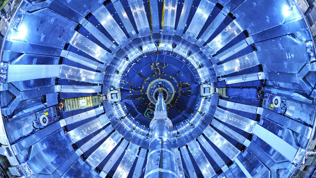 Meral Erden: Yeni komplo teorisi: CERN'in Büyük Hadron Çarpıştırıcısı, paralel kozmosa kapı açıyor! 1