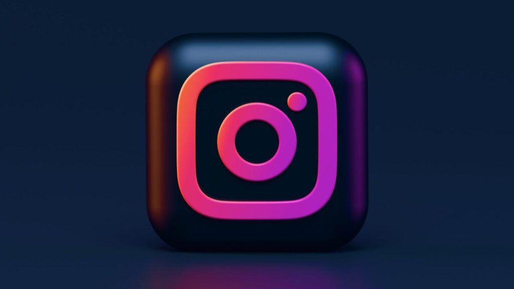 Meral Erden: Instagram kullanıcıların isteğini yerine getirmek için kolları sıvadı 1