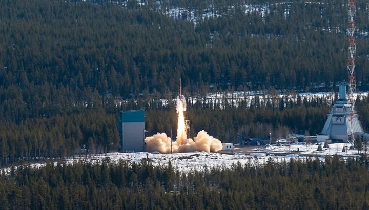 Şinasi Kaya: İsveçli Bilim Insanları Kazara Norveç'E Roket Attı 1