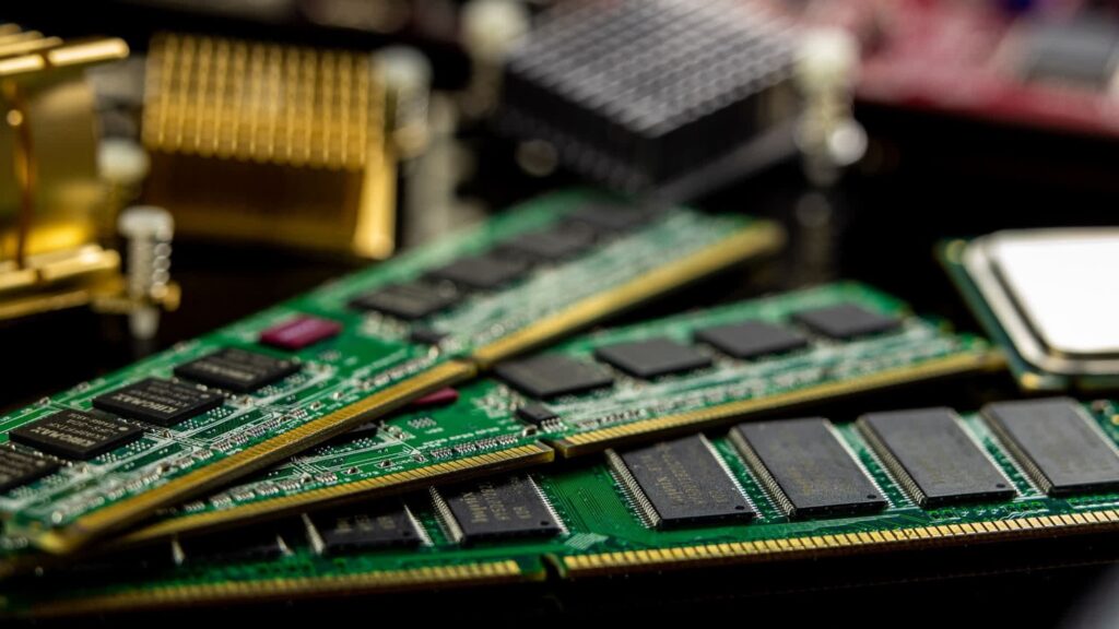 İnanç Can Çekmez: Devrimsel 3D X-DRAM bellek teknolojisi duyuruldu: 4TB RAM’lere hazır olun! 7