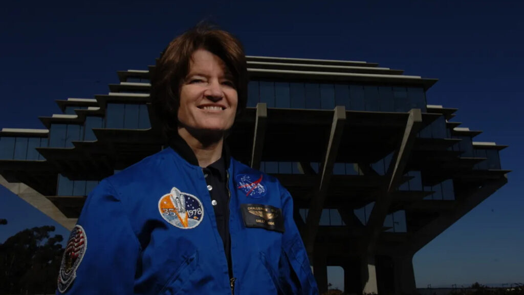 Meral Erden: Mars'a birinci gidecek astronotlar bayan olmalı. Pekala lakin bu fikrin altında yatan sebep ne? 1