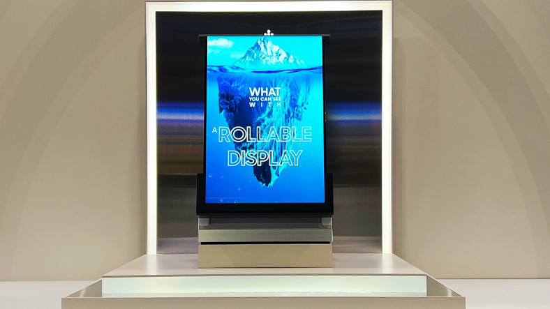 İnanç Can Çekmez: Samsung, Sarılabilir OLED Ekranını Duyurdu 3