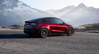Tesla araçlarını kablosuz şarj edilebilir hale getirmek istiyor