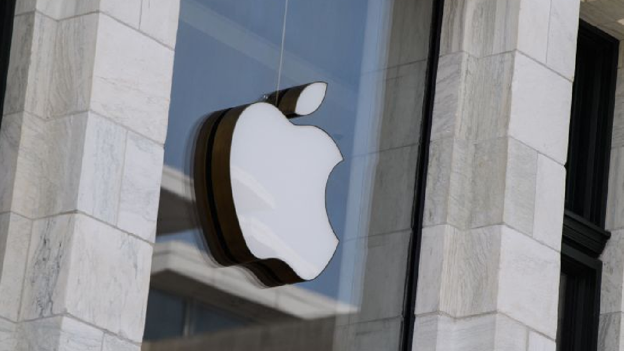 Meral Erden: Apple'ın ChatGPT'ye Direkt Rakip Olacak Bir Sohbet Botu Geliştirdiği Ortaya Çıktı: "Apple GPT" 1