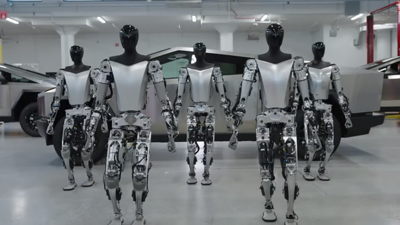 Şinasi Kaya: Elon Musk, Bugüne Kadar Üretilen İnsansı Robot "Optimus" Sayısını Açıkladı: Daha Bir Elin Parmağını Geçemediler… 5