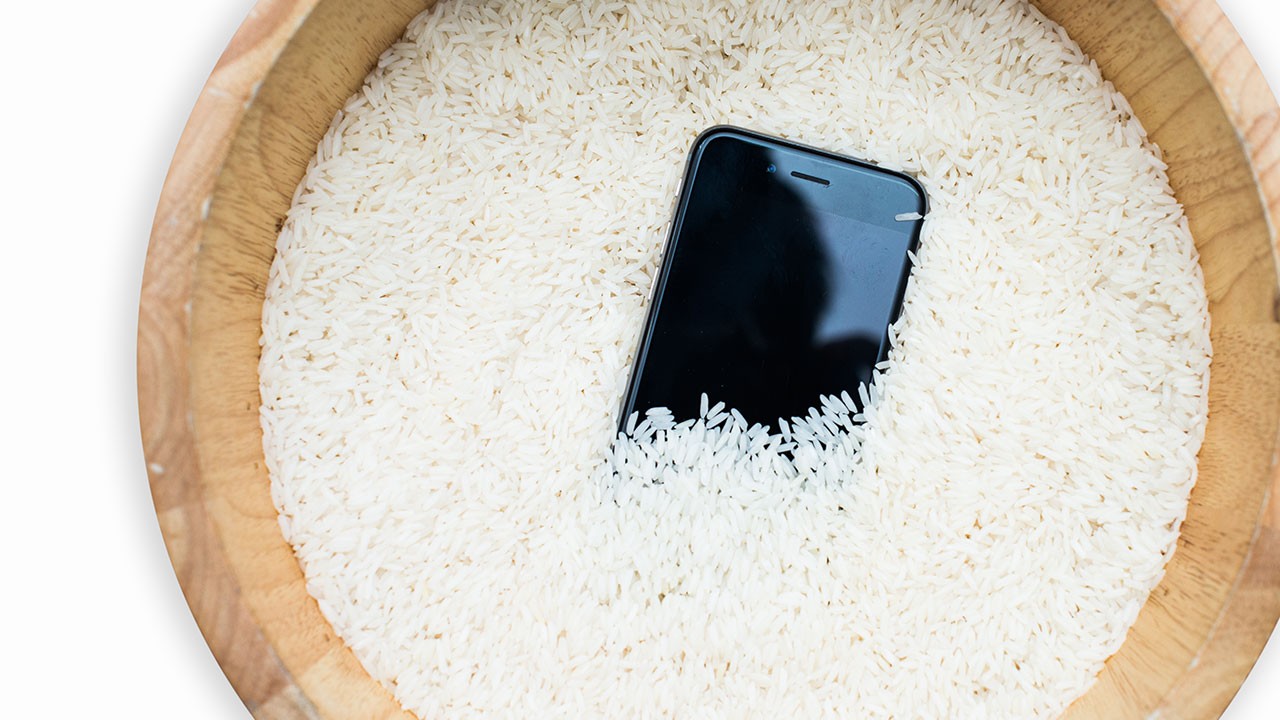 Şinasi Kaya: Islanan Telefonunuzu Pirince Yatırıyorsanız Bu İçeriği Okuduktan Sonra Bir Daha Yapmayacaksınız! 3