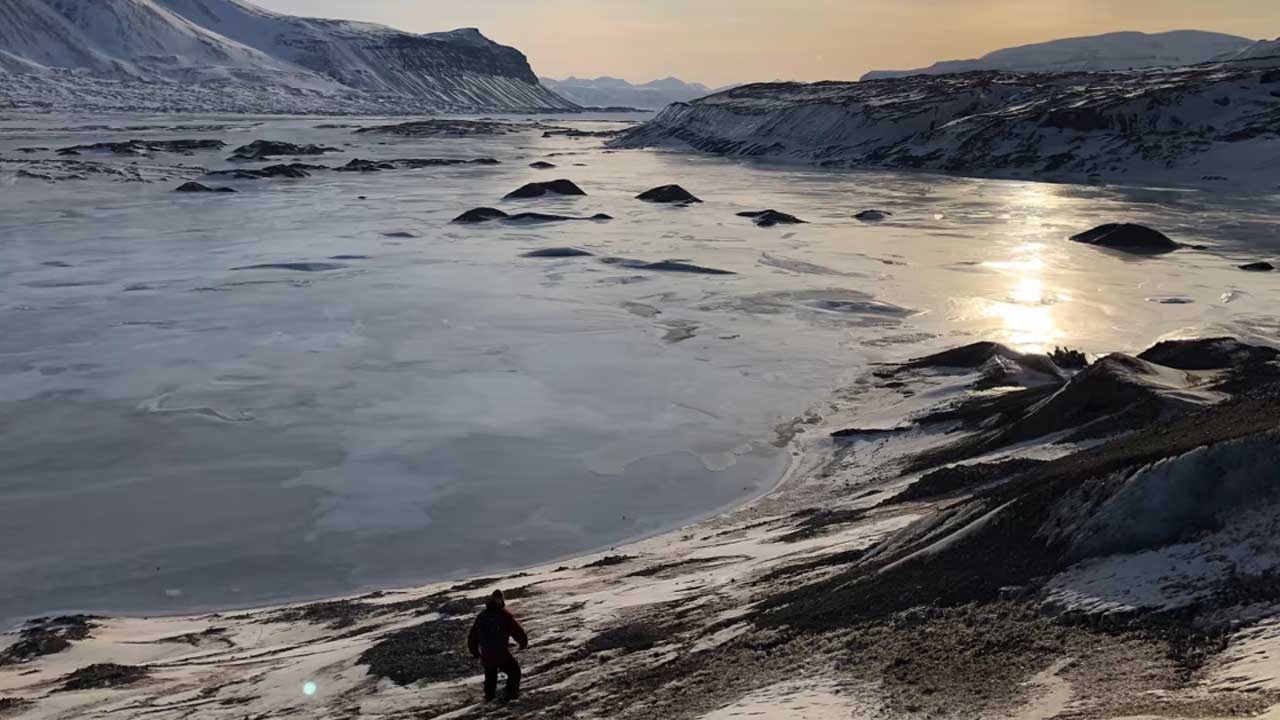 Şinasi Kaya: Kendi Ürettiklerimiz Yetmezmiş Gibi: Buzullar Eridikçe Atmosfere 'Milyonlarca Yıllık Antik Metan Gazı' Yayılmaya Başladı 3
