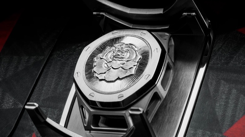 İnanç Can Çekmez: Eşsiz Tasarımıyla Rolls-Royce La Rose Noire Karşınızda: Yalnızca Dört Adet Üretilecek 13