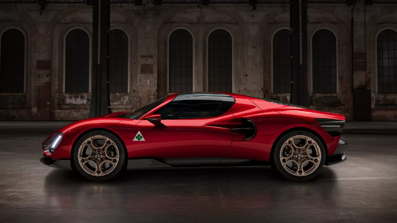 Ulaş Utku Bozdoğan: Alfa Romeo, Ağzınızın Suyunu Akıtacak Yeni Süper Otomobili 33 Stradale'Yi Tanıttı 3
