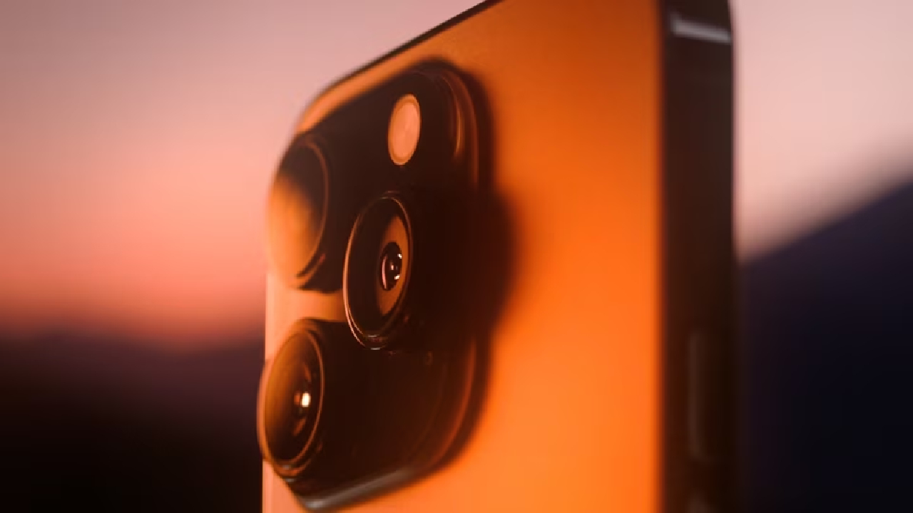 Meral Erden: Apple, Söylentilerin Aksine Yalnızca Iphone 15 Pro Max'In Fiyatına Zam Yapabilir 1