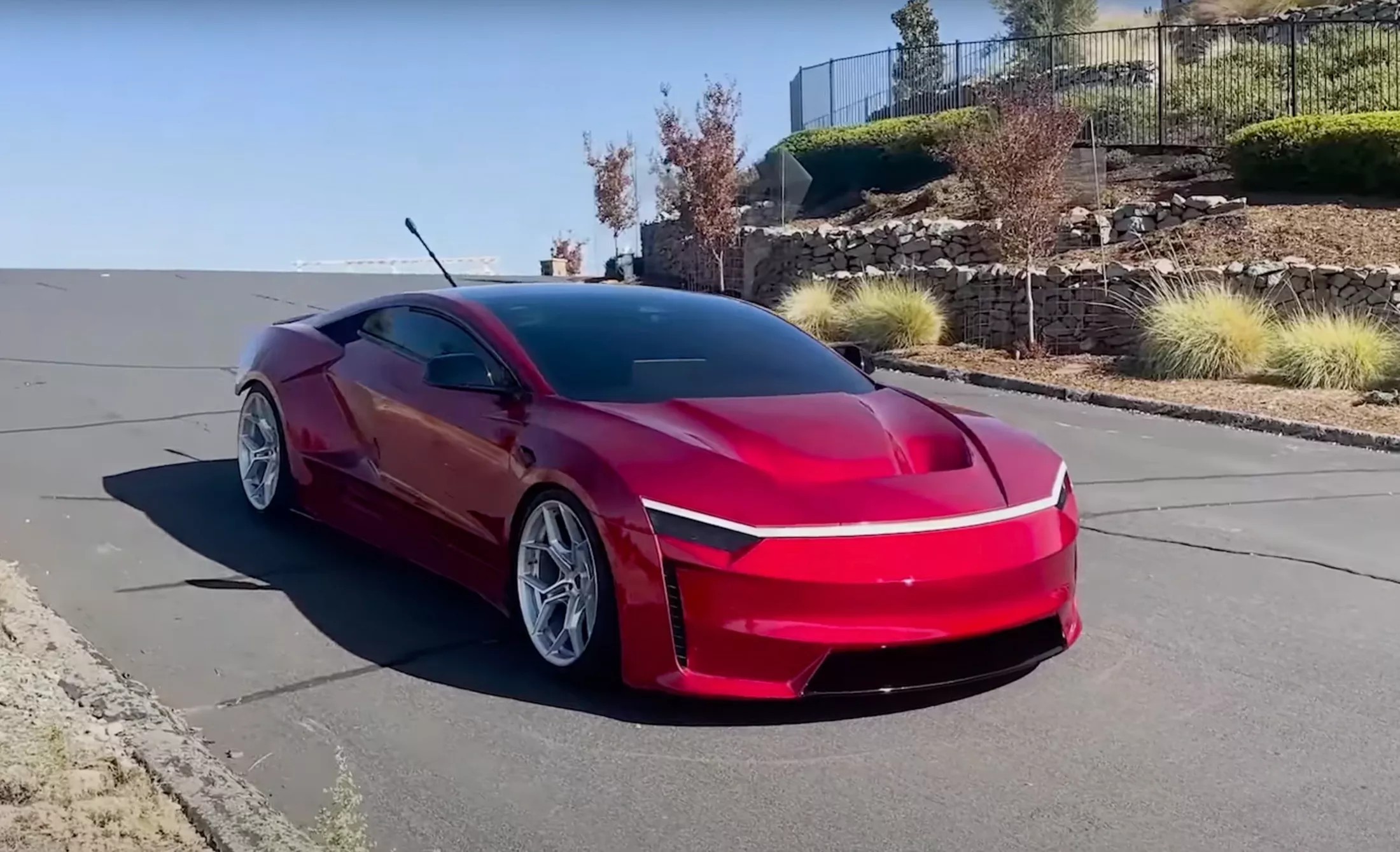 Tesla'Nın Model 3 Ile Yaratılan Cyberroadster Projesi