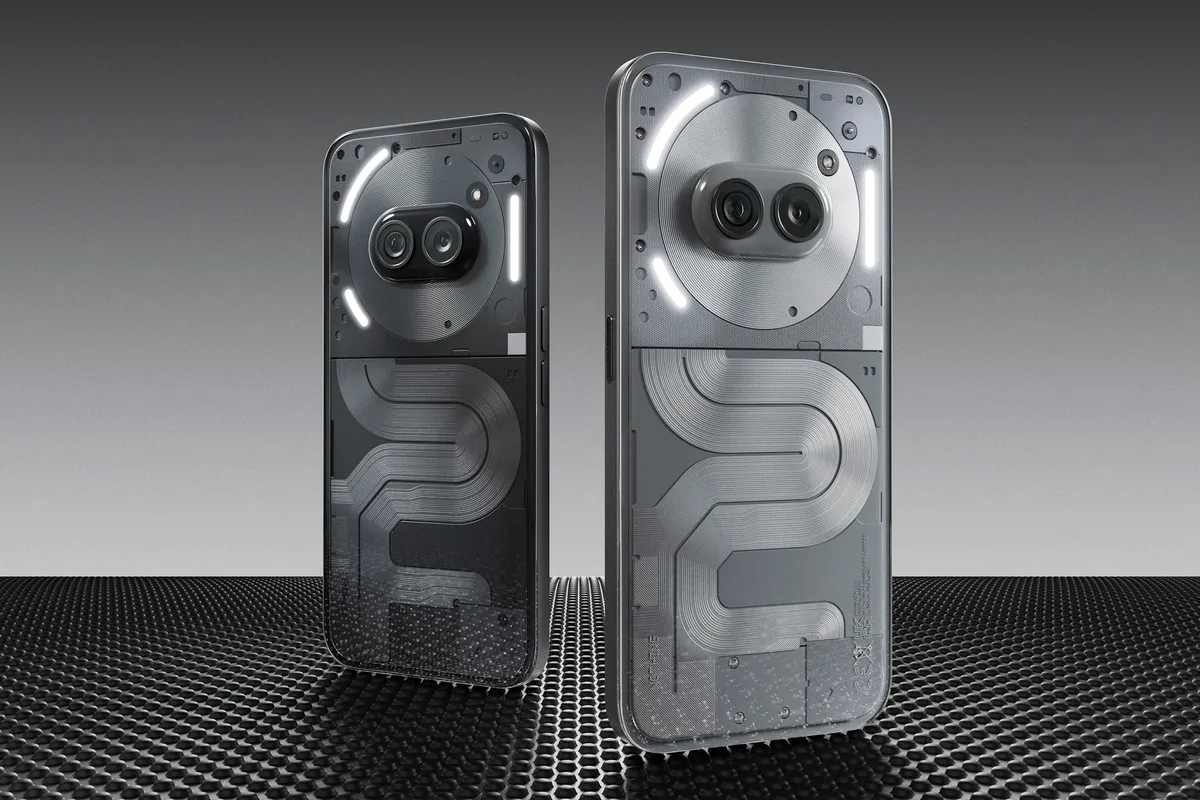 Nothing Phone (2a) Plus Türkiye'ye Geldi!