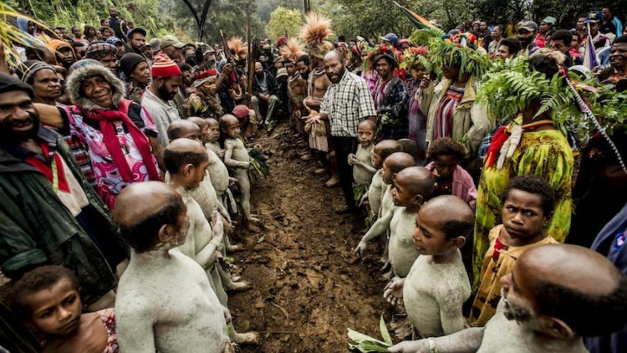 Papua Yeni Gine: Dillerin Zenginliği ve Kültürel Çeşitlilik