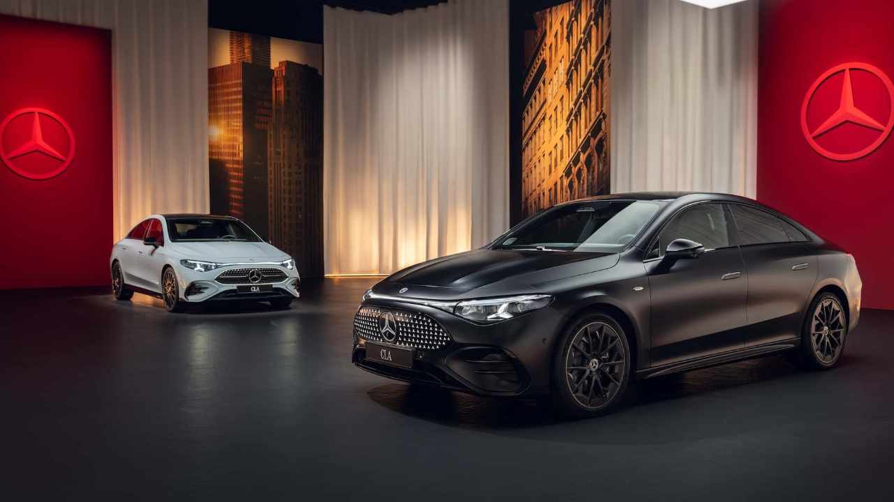 Mercedes-Benz Yeni CLA Modelini Tanıttı