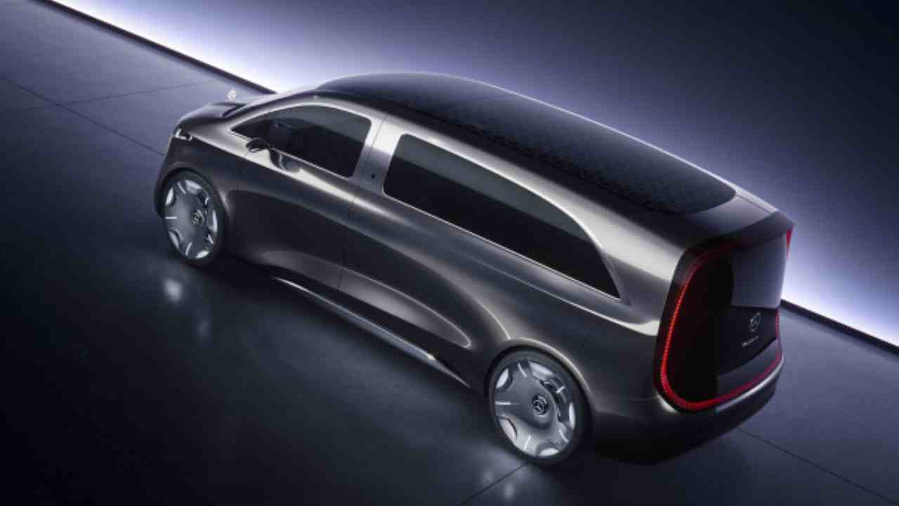 Mercedes-Benz'in Geleceğin Lüks MPV'si: Vision V Konsepti